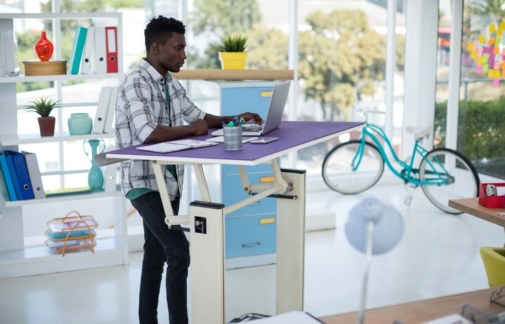 How Often Should You Stand Up from Your Desk to Stay Healthy at Work